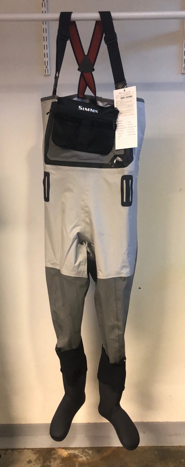 How to hang your wader after use